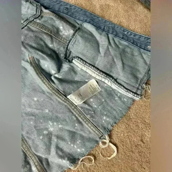 Hollister Womens Denim Distressed Jean Jacket Sz Medium - Picture 4 of 6